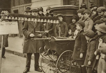 Street entertainment for children: portable bells, London